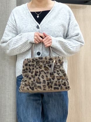Keiさんの「grove｜タックタッセルエコファー2WAYトート」を使ったコーディネート