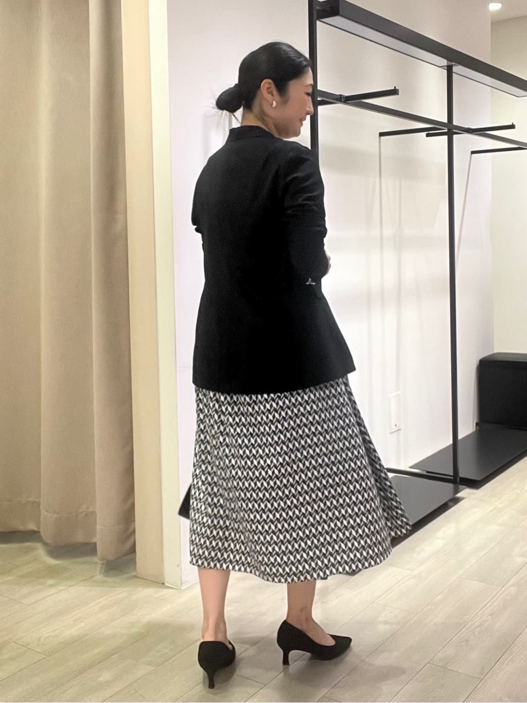 TOMOMIさんの「INDIVI｜【軽く羽織れる！】ダブルジャケット」を使ったコーディネート