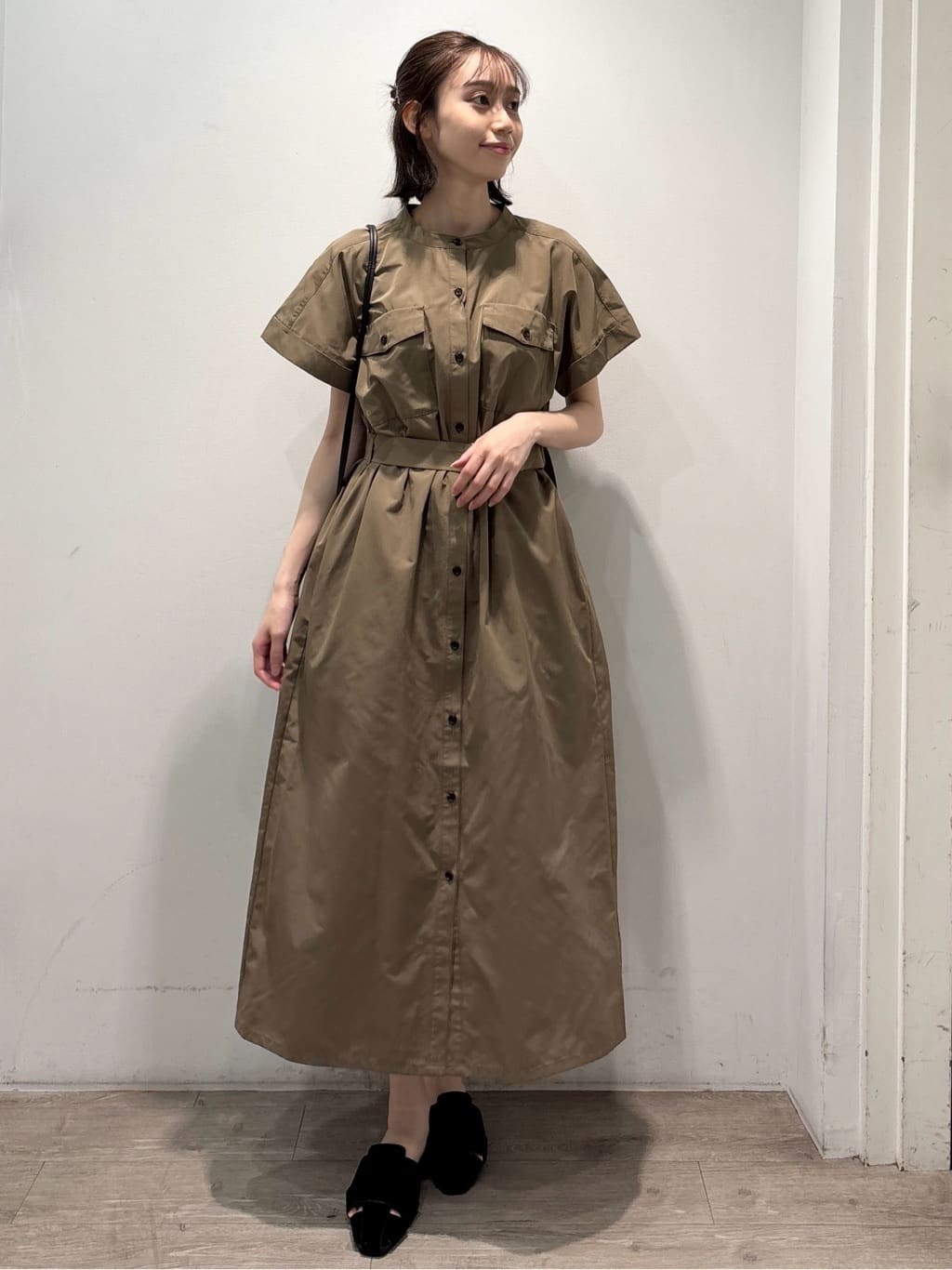 ぶまりんさんの「OPAQUE.CLIP｜ダブルポケットシャツワンピース【洗濯機洗い可】」を使ったコーディネート