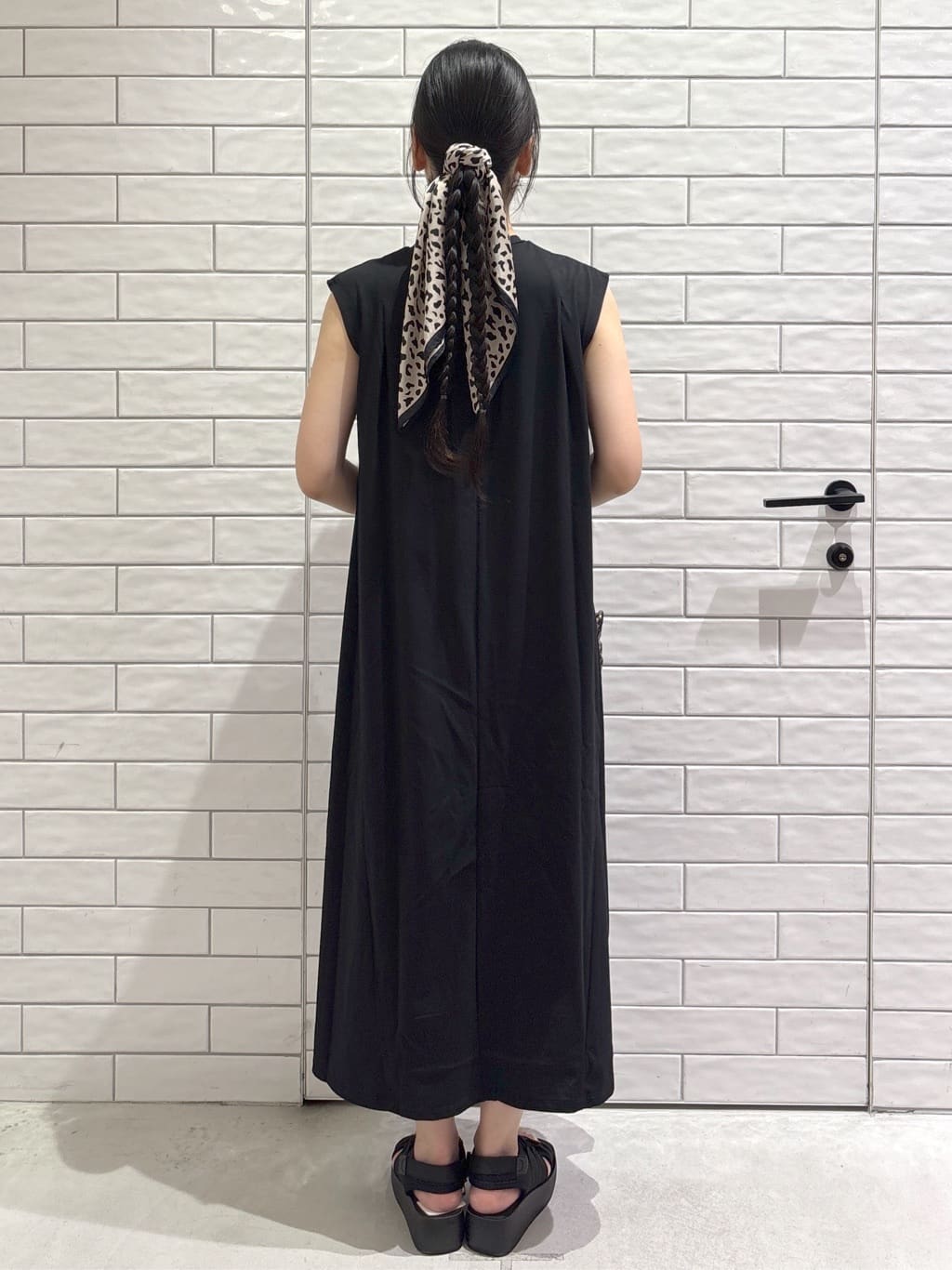 ayumiさんの「OPAQUE.CLIP｜カットソーフレアワンピース【接触冷感／洗濯機洗い可】」を使ったコーディネート
