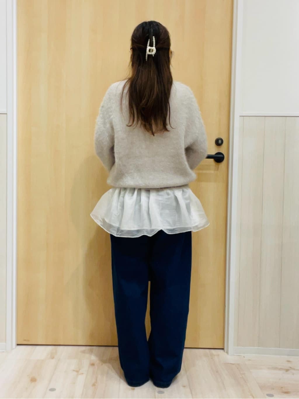 minamiさんの「SHOO･LA･RUE｜裾フリルレイヤードトップス」を使ったコーディネート
