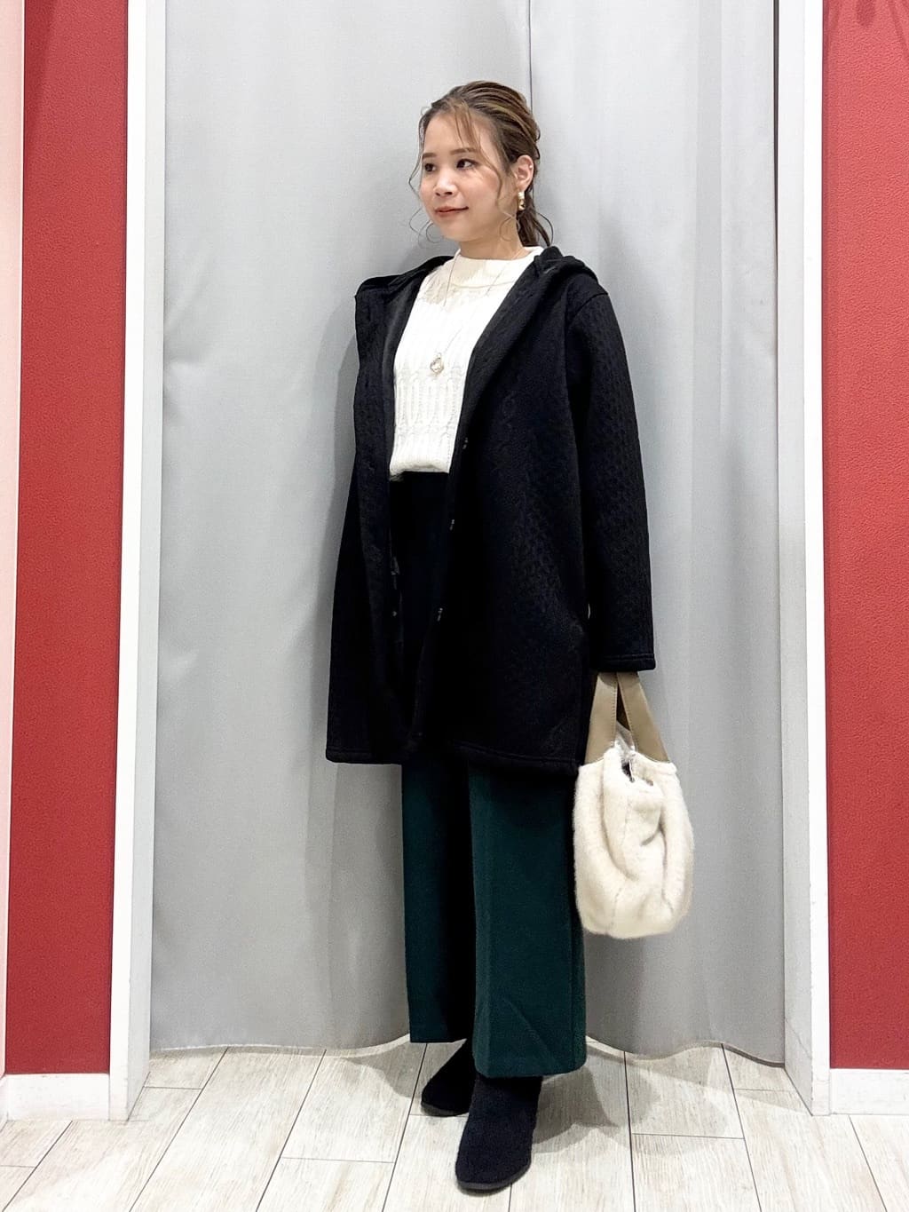 shioさんの「SHOO･LA･RUE｜【洗濯機可/S-LL】きちんと見えする あったか裏起毛ガウチョパンツ」を使ったコーディネート