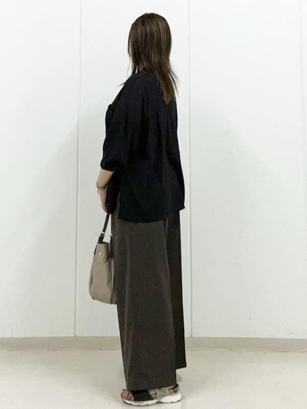 jinさんの「Reflect｜【体型カバー】シャツ風カーディガン」を使ったコーディネート