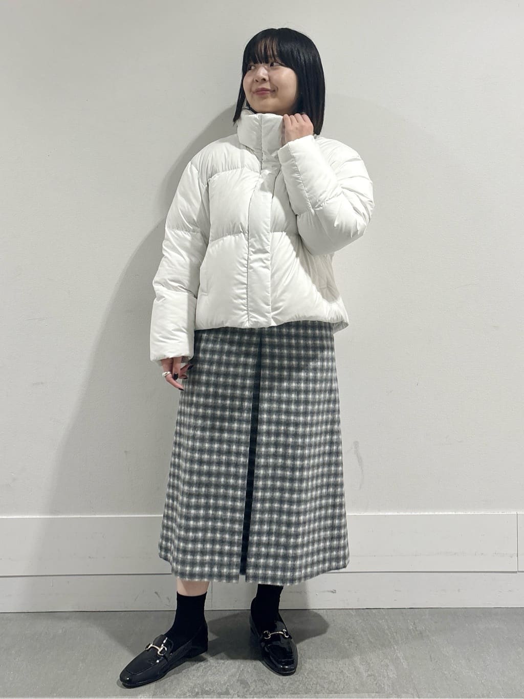 モエカさんの「UNTITLED｜【トレンド/撥水機能/防寒】ショートダウンコート」を使ったコーディネート