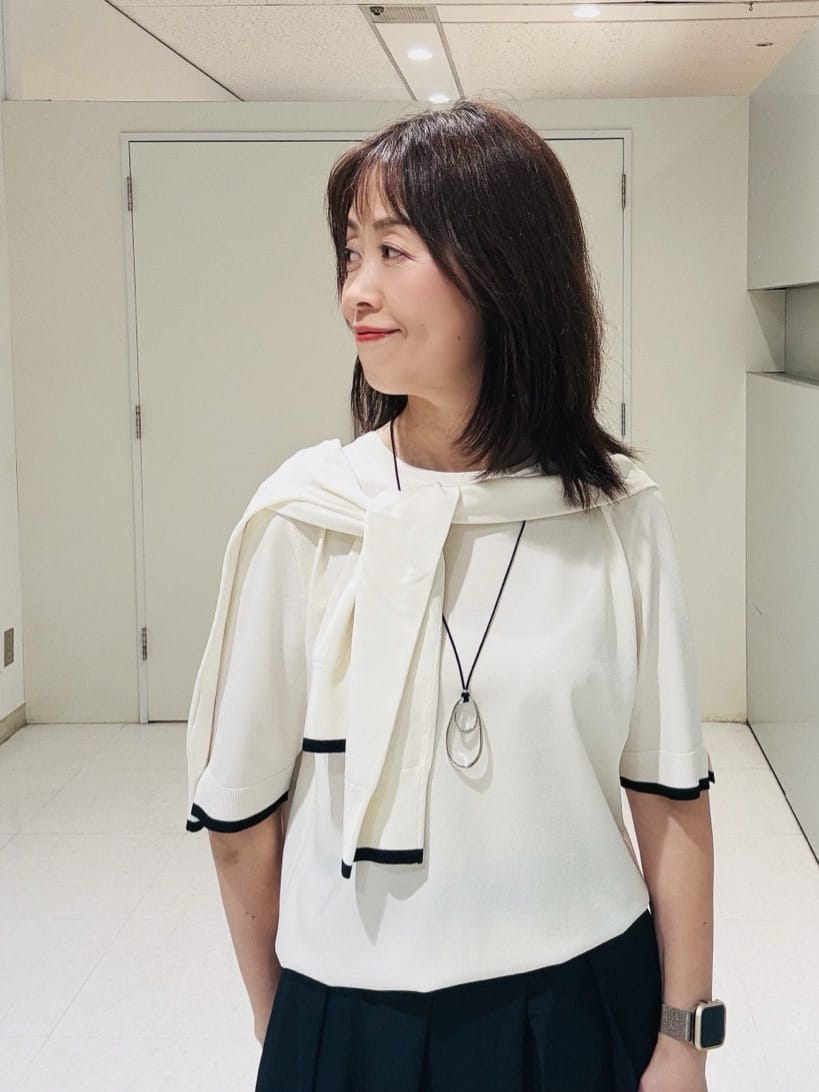 makiさんの「UNTITLED｜【アンサンブル可/薄手】ベーシッククルーネックカーディガン」を使ったコーディネート
