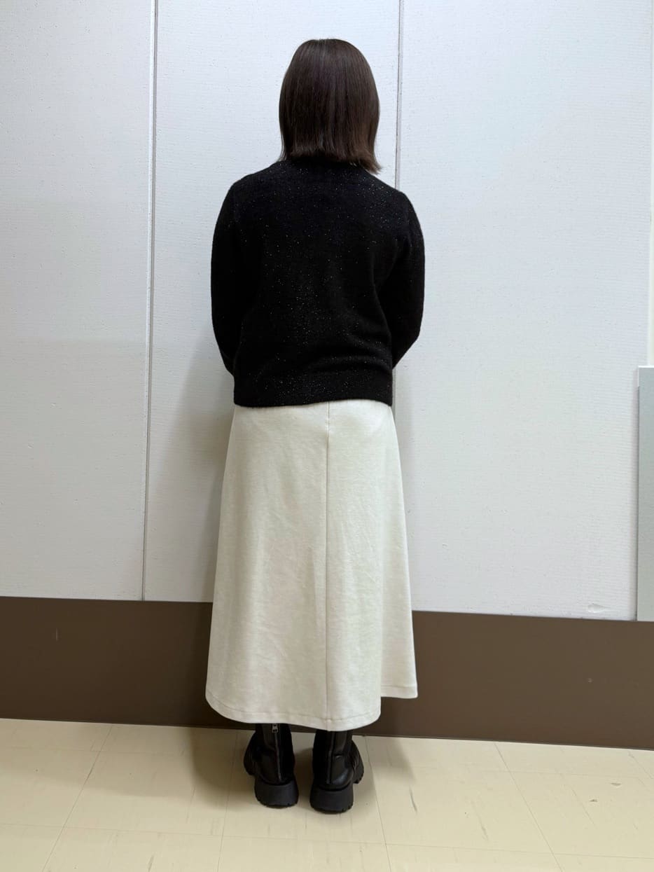 Rikoさんの「INDIVI｜【洗える】ラメニットカーディガン」を使ったコーディネート