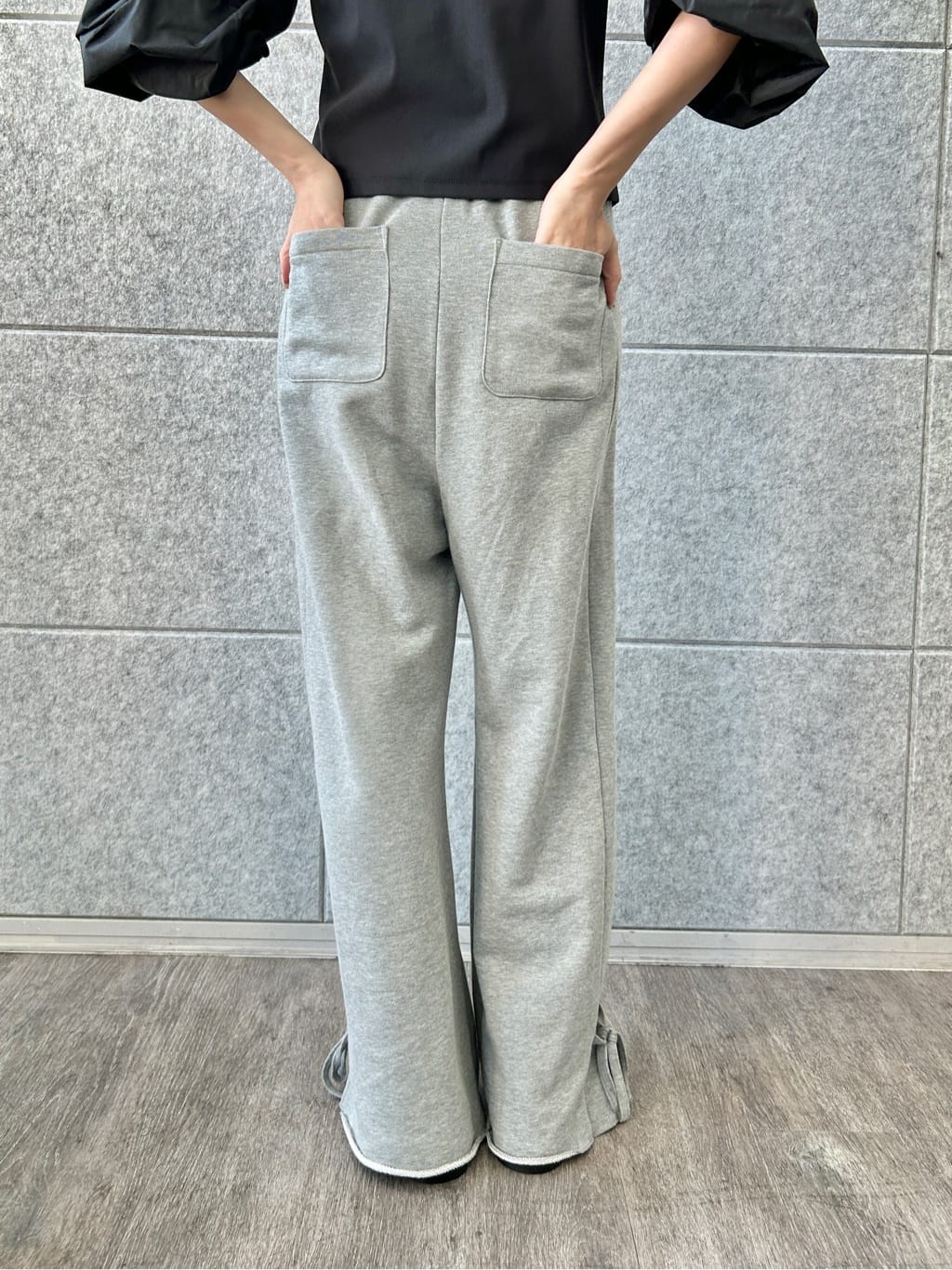 harunaさんの「CODE A｜puff glow off top」を使ったコーディネート