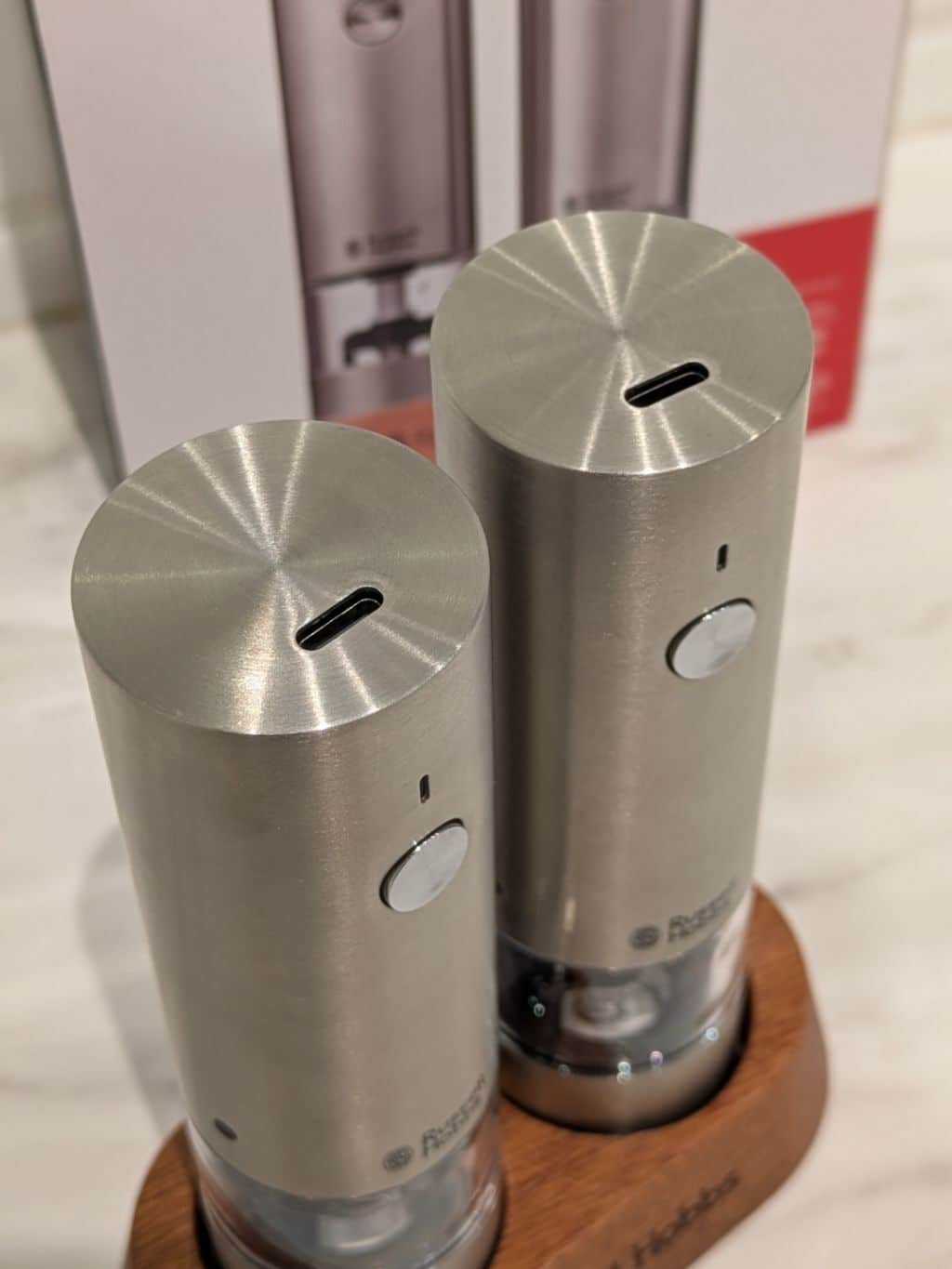 shino.さんの「212 KITCHEN STORE｜充電式ミル ソルト＆ペッパーミニ SV 2本セット ＜Russell Hobbs ラッセルホブス＞」を使ったコーディネート