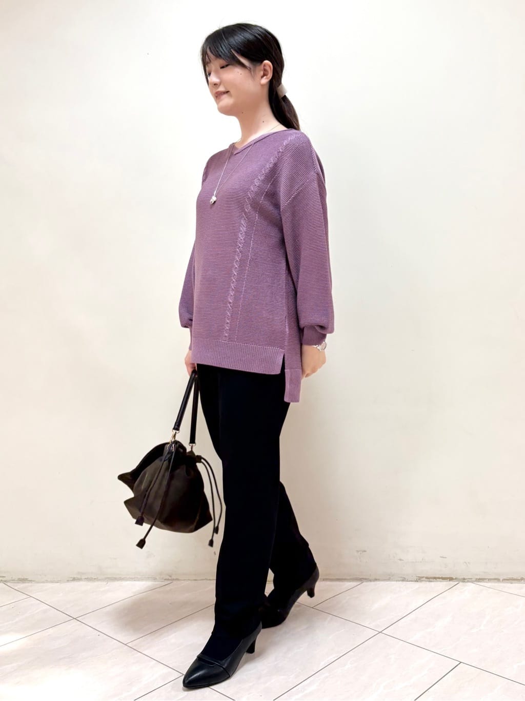 mikiさんの「Reflect｜【パンツ合わせにぴったり◎】ゆったりオフボディニット」を使ったコーディネート