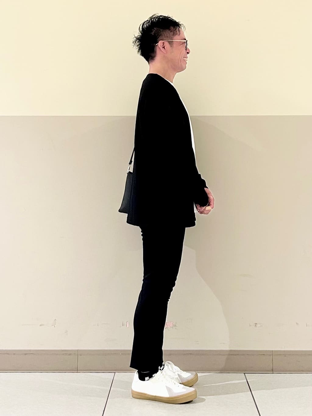 KENJI Iさんの「THE SHOP TK｜【セットでお買い得！！】長袖カーディガン＋半袖Tシャツ　洗濯機OK/吸水速乾(Tシャツのみ)」を使ったコーディネート