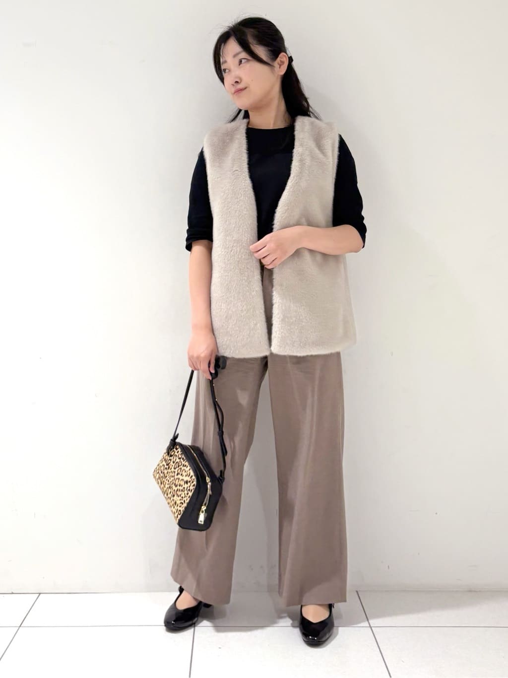 momokoさんの「INDIVI｜ミンク調フェイクファージレ」を使ったコーディネート