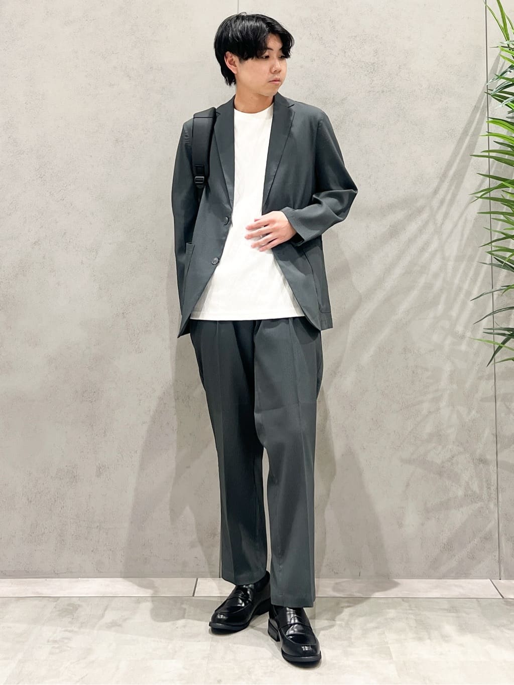 SHI-MAさんの「THE SHOP TK｜【Begin/ビギン10月号掲載】楊柳スマートジャケット　軽量/洗濯機OK/セットアップ可」を使ったコーディネート