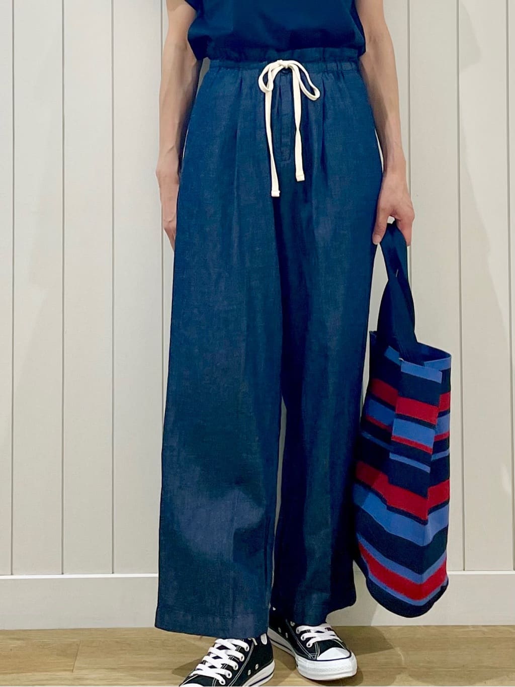 uwatokoさんの「Dessin｜【マシンウォッシャブル・A4収納可】ランダムボーダーニットBAG」を使ったコーディネート