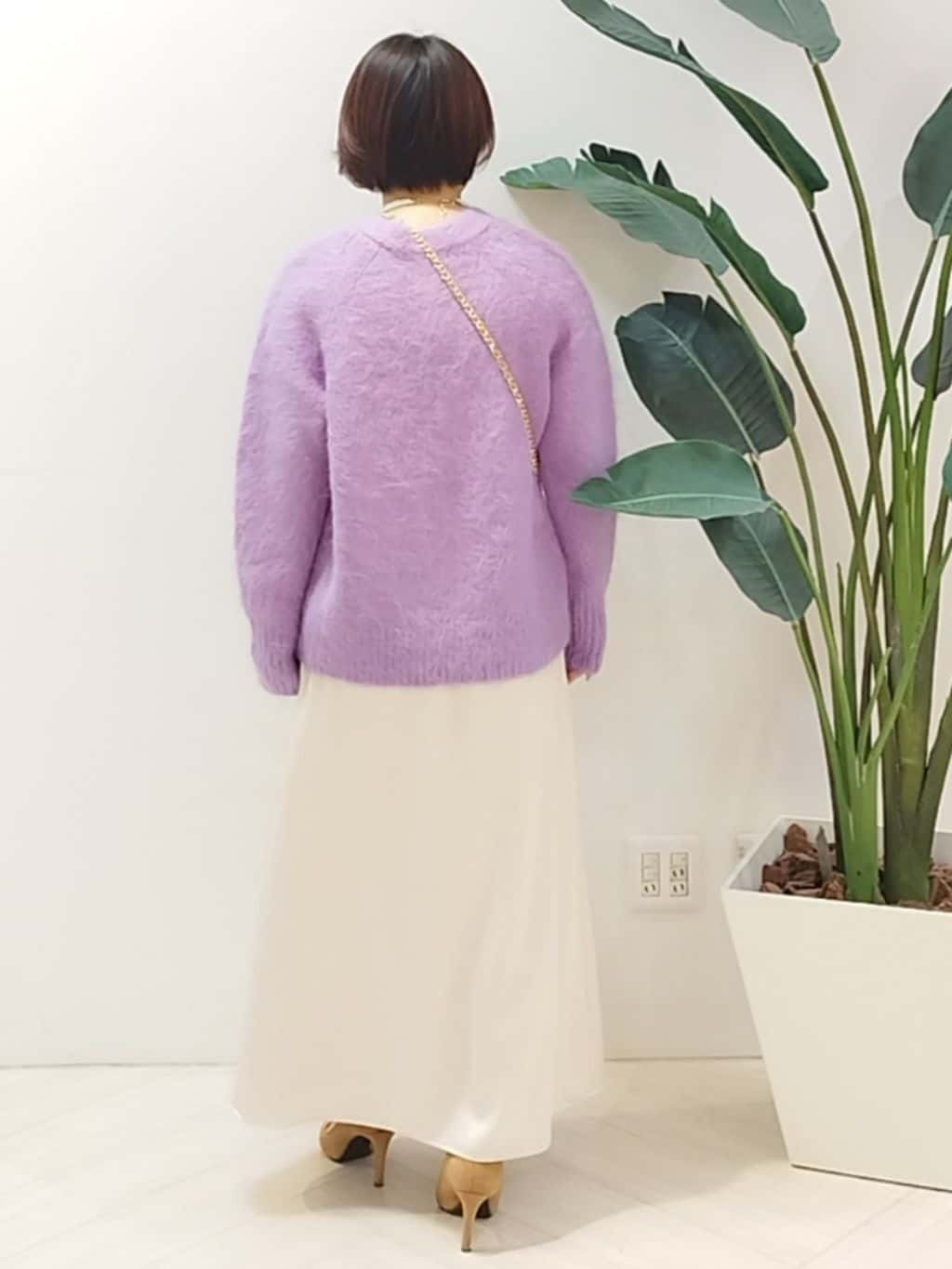 s u g iさんの「UNTITLED｜【ゆったり】アルパカ混シャギー カーディガン」を使ったコーディネート