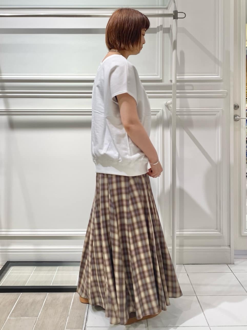 AKKOさんの「UNTITLED｜【CHIGNON】別注 ミニ裏毛フレンチスリーブプルオーバー」を使ったコーディネート
