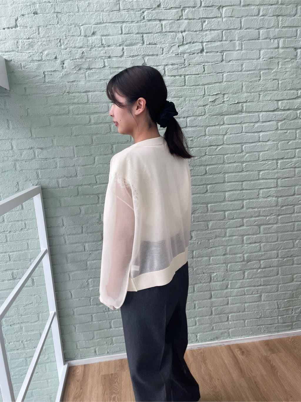 abeさんの「Couture brooch｜LEVITAシアージップアップブルゾン」を使ったコーディネート