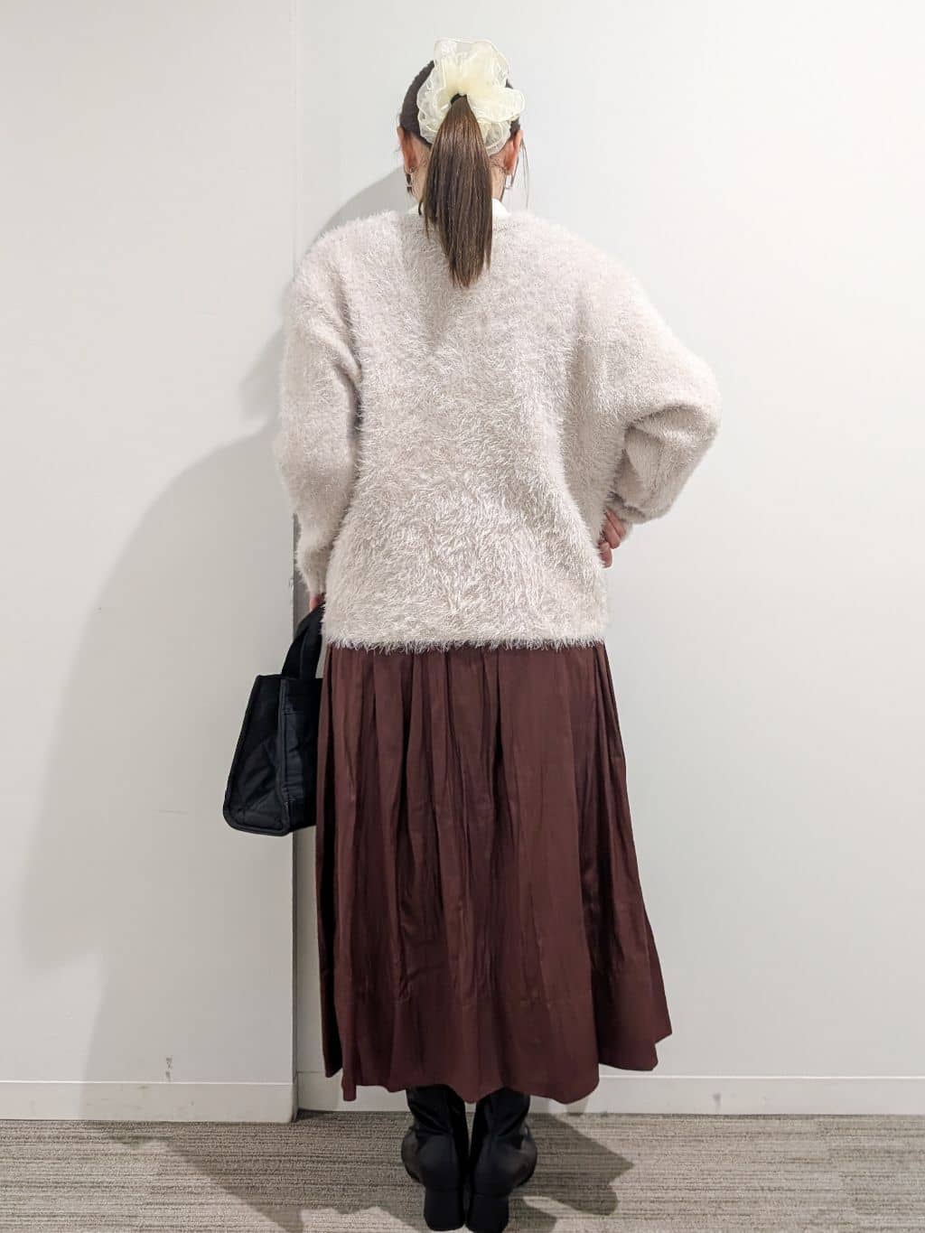 mika さんの「OPAQUE.CLIP｜シャギーミドルカーディガン【洗濯機OK】《6col》」を使ったコーディネート