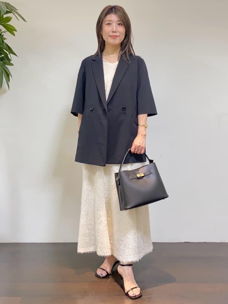 tomoさんの「UNTITLED｜【吸水速乾/洗える】ハーフスリーブジャケット」を使ったコーディネート