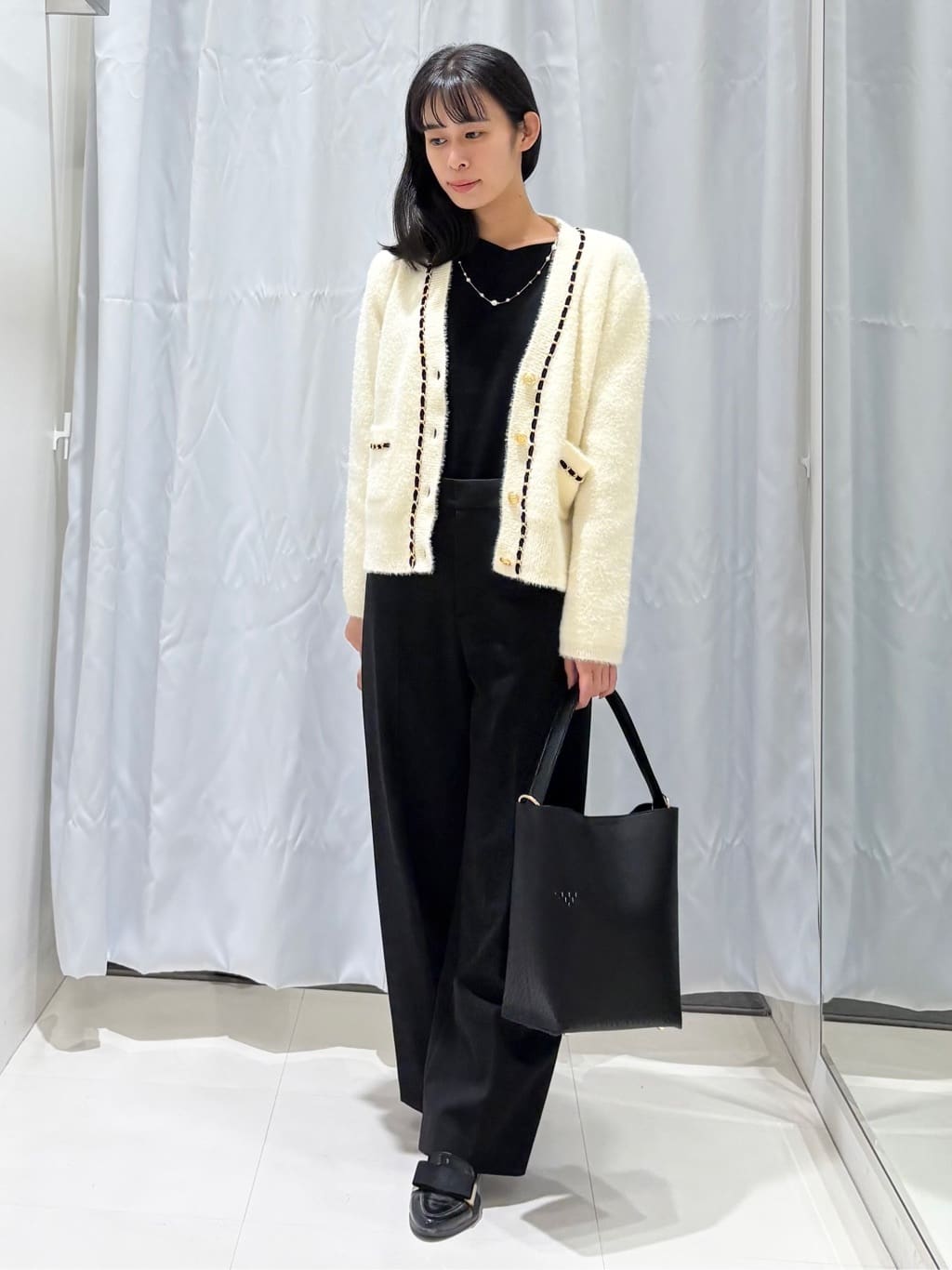 みさきさんの「COUP DE CHANCE｜【手洗い可】ストレートワイドパンツ」を使ったコーディネート