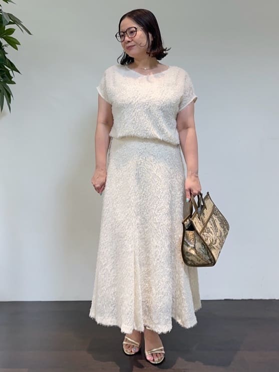 Asamiさんの「UNTITLED｜【セットアップ可/洗える】フェザーフレンチスリーブブラウス」を使ったコーディネート