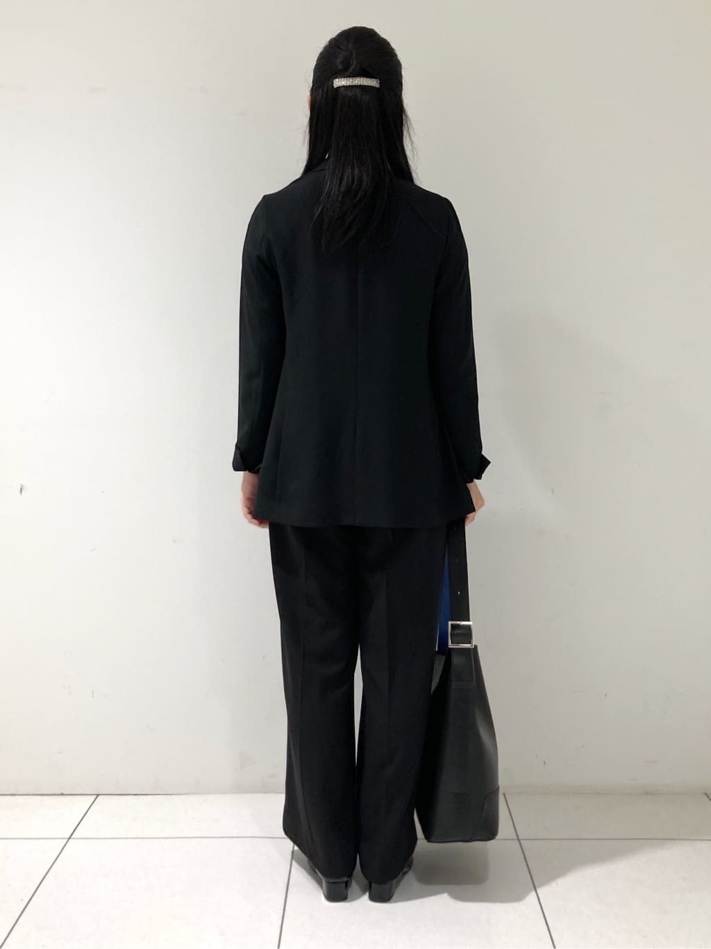 momokoさんの「INDIVI｜【軽く羽織れる！】ダブルジャケット」を使ったコーディネート