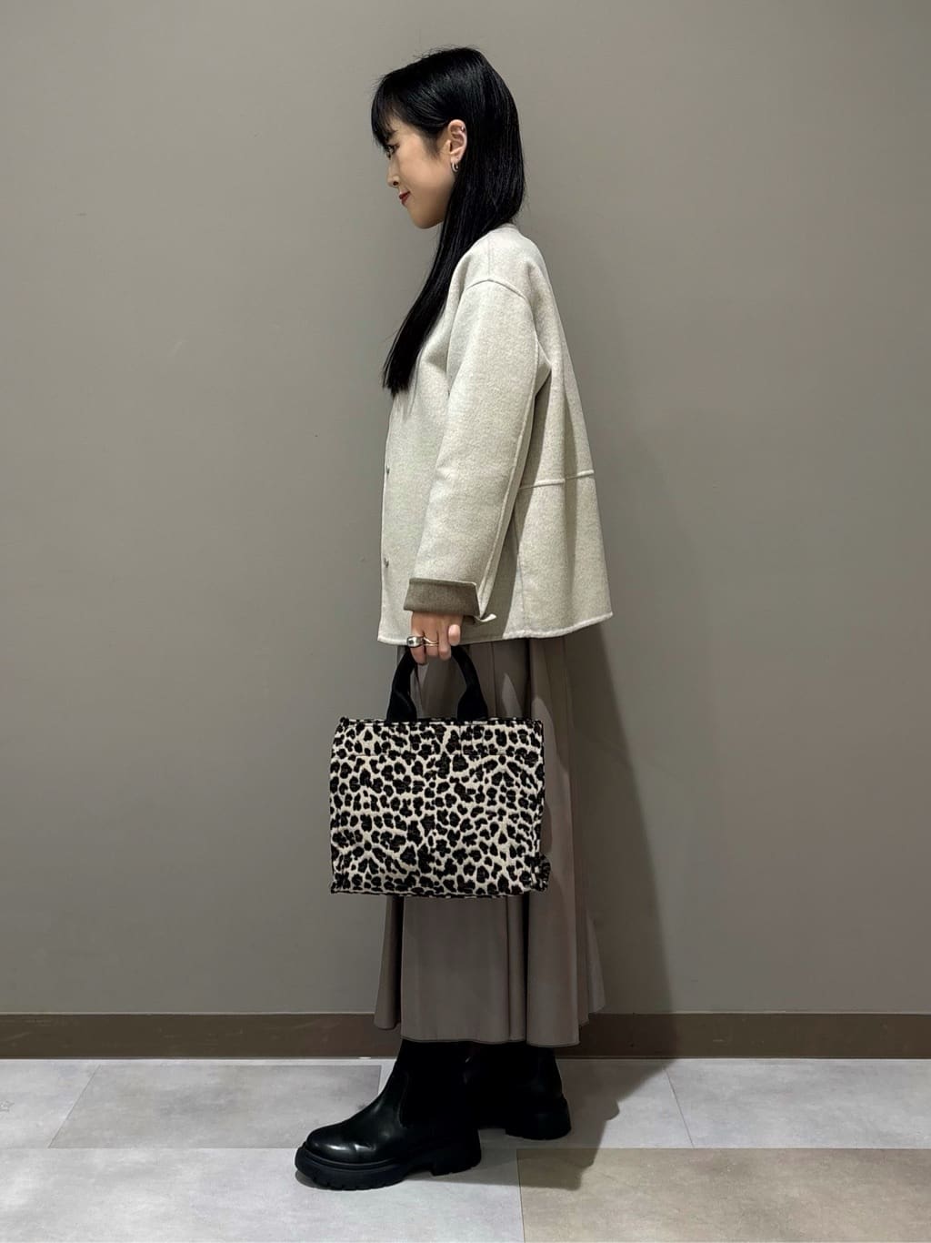 KEIKOさんの「INDIVI｜【配色デザイン／ショート丈】ウールリバー ノーカラーコート」を使ったコーディネート