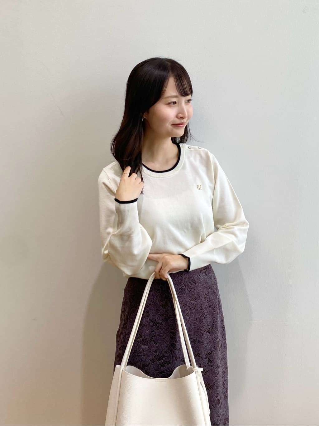 みさかさんの「index｜KAWADAダウンドロストミドルコート【撥水／洗濯機OK／2WAY／静電気防止裏地】《XS～3L》」を使ったコーディネート