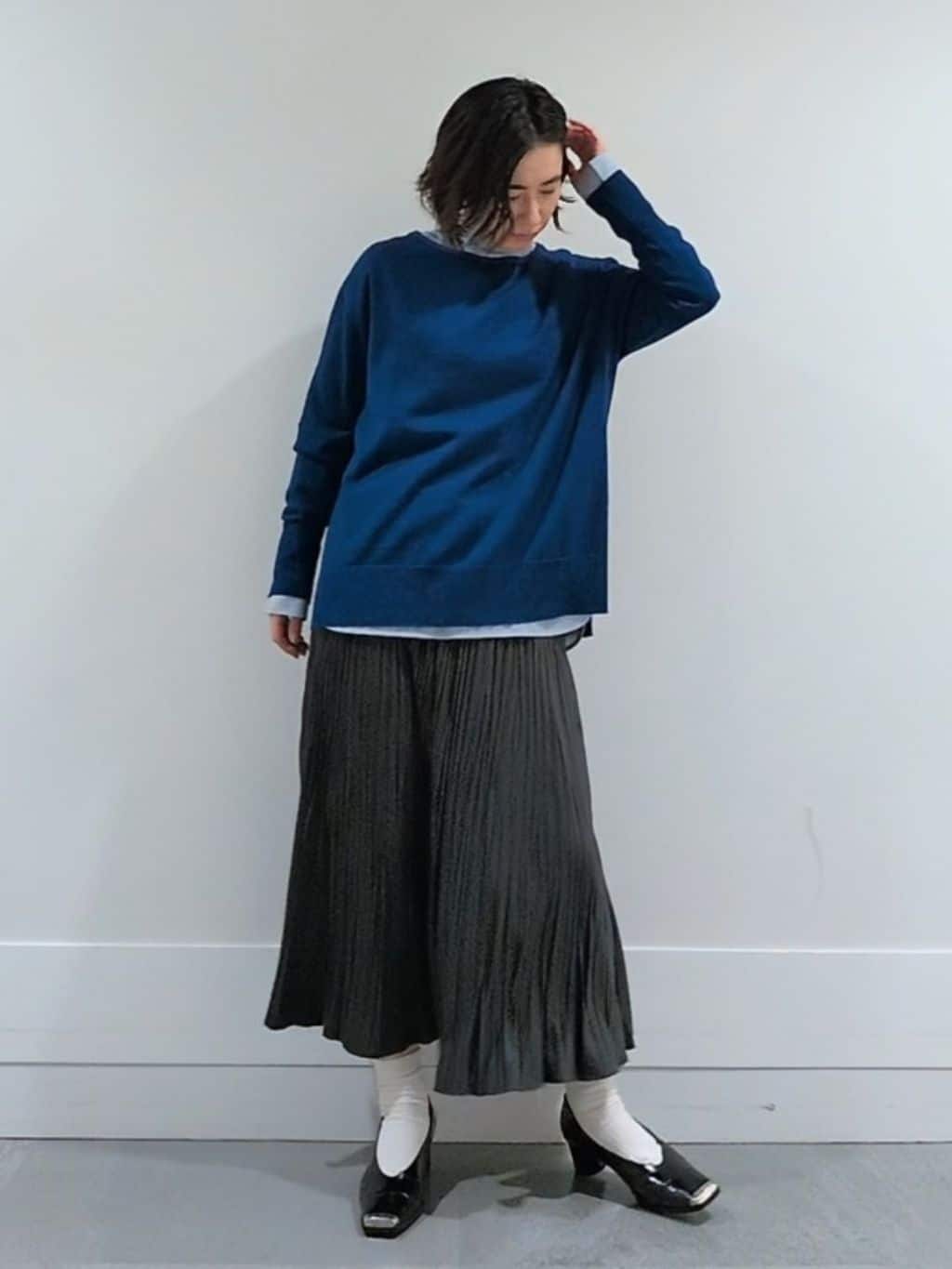 ミズタさんの「UNTITLED｜【8色展開/体型カバー】魅せるタイムレスニット」を使ったコーディネート