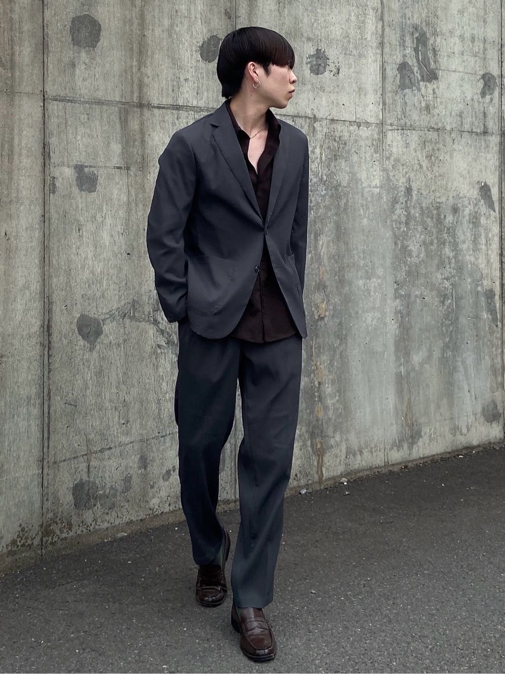 GENさんの「THE SHOP TK｜【Begin/ビギン10月号掲載】楊柳スマートイージーパンツ　軽量/洗濯機OK/セットアップ可」を使ったコーディネート
