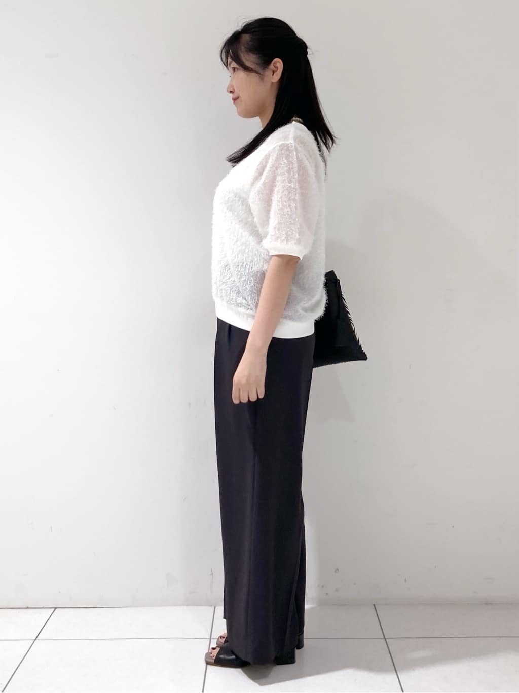 momokoさんの「INDIVI｜ヘアリージャカードトップス」を使ったコーディネート