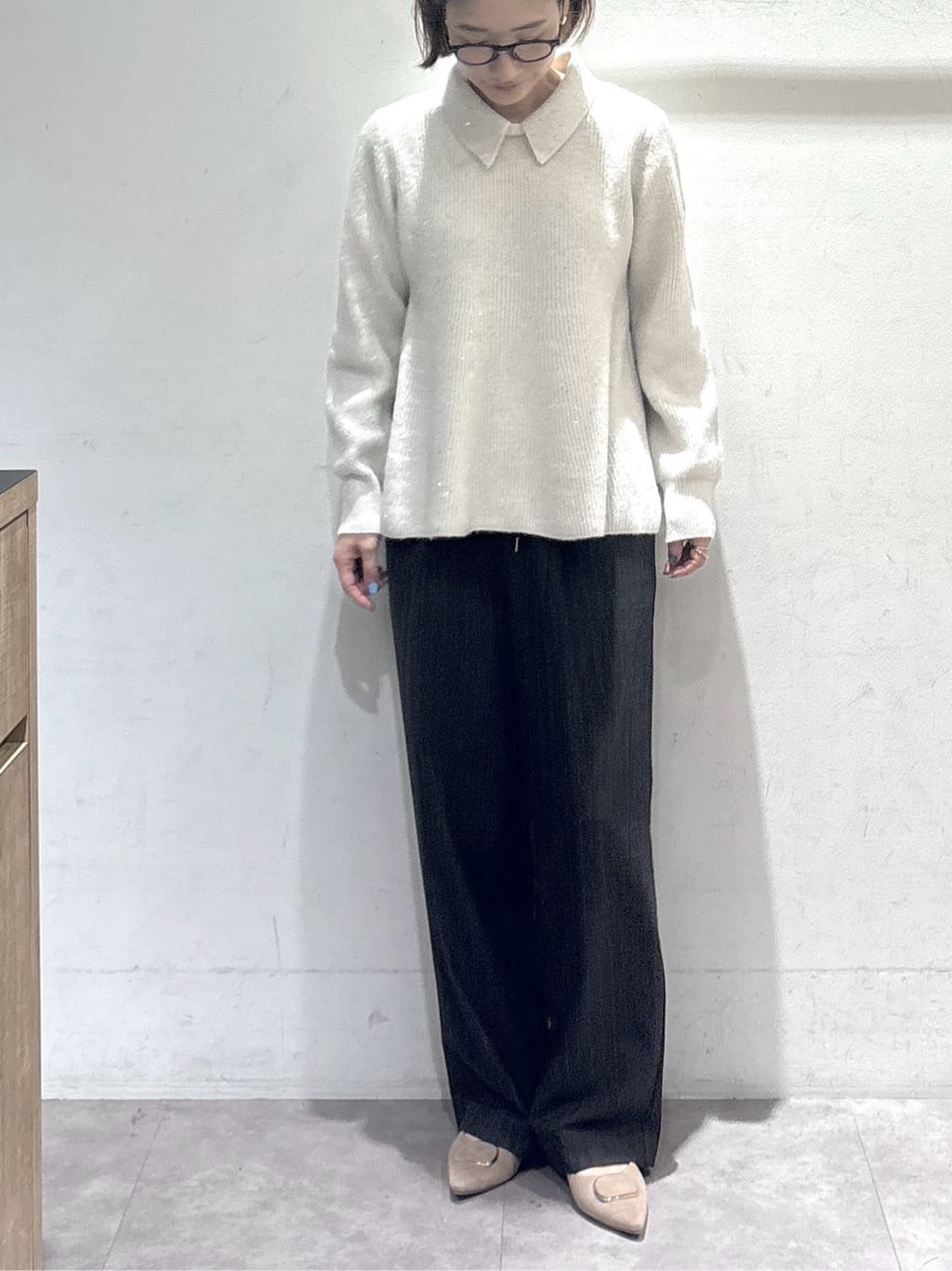 たけねぇさんの「OPAQUE.CLIP｜スパンコールラメ衿2WAYペプラムニット【洗濯機OK】」を使ったコーディネート