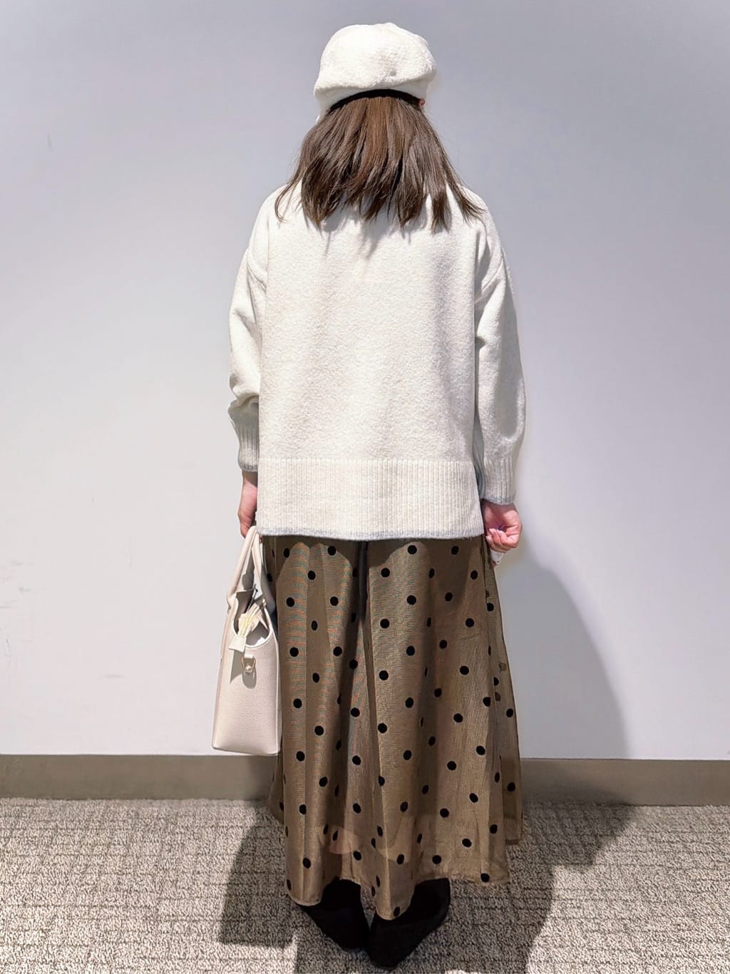 みーさんの「grove｜甘さを抑えて、品よく華やぐ　メッシュフロッキードットスカート」を使ったコーディネート