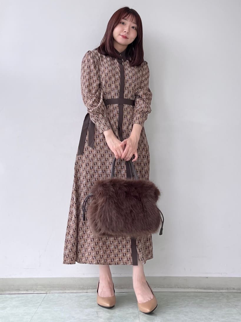 KAHOさんの「UNTITLED｜【日本製・本革】Comfit Dresser Pumps（コンフィットドレッサーパンプス）」を使ったコーディネート