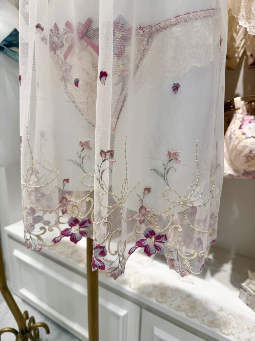 nishiさんの「Risa Magli｜ヴァネッサ ブラジャー (D-F) ＜V Make Type＞」を使ったコーディネート