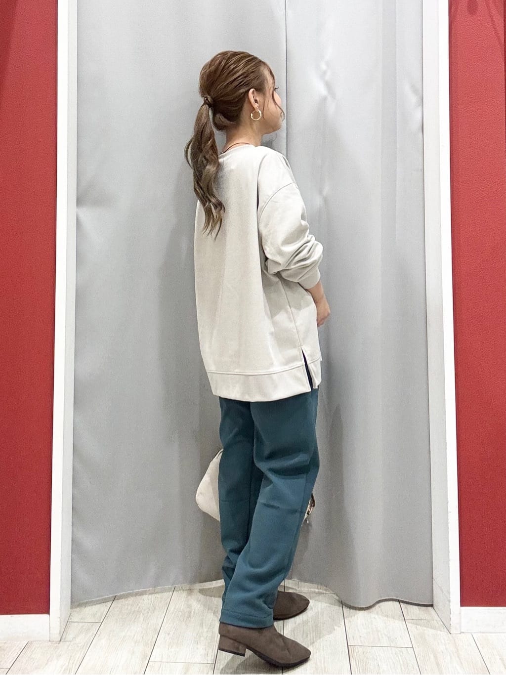 shioさんの「SHOO･LA･RUE｜【洗濯機可/撥水/リバーシブル】 ノーカラー中綿ブルゾン」を使ったコーディネート