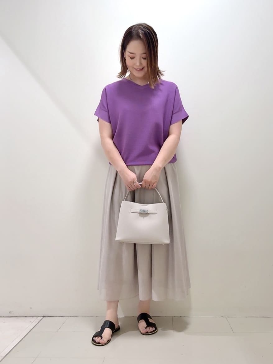 YUIさんの「UNTITLED｜【後ろウエストゴム/洗える】シアーフレアースカート」を使ったコーディネート