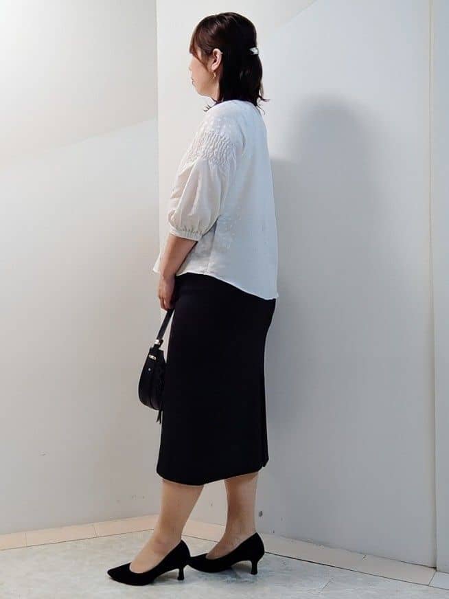 エリさんの「Reflect｜【一枚で着映える◎】レオパード風ジャカードブラウス」を使ったコーディネート