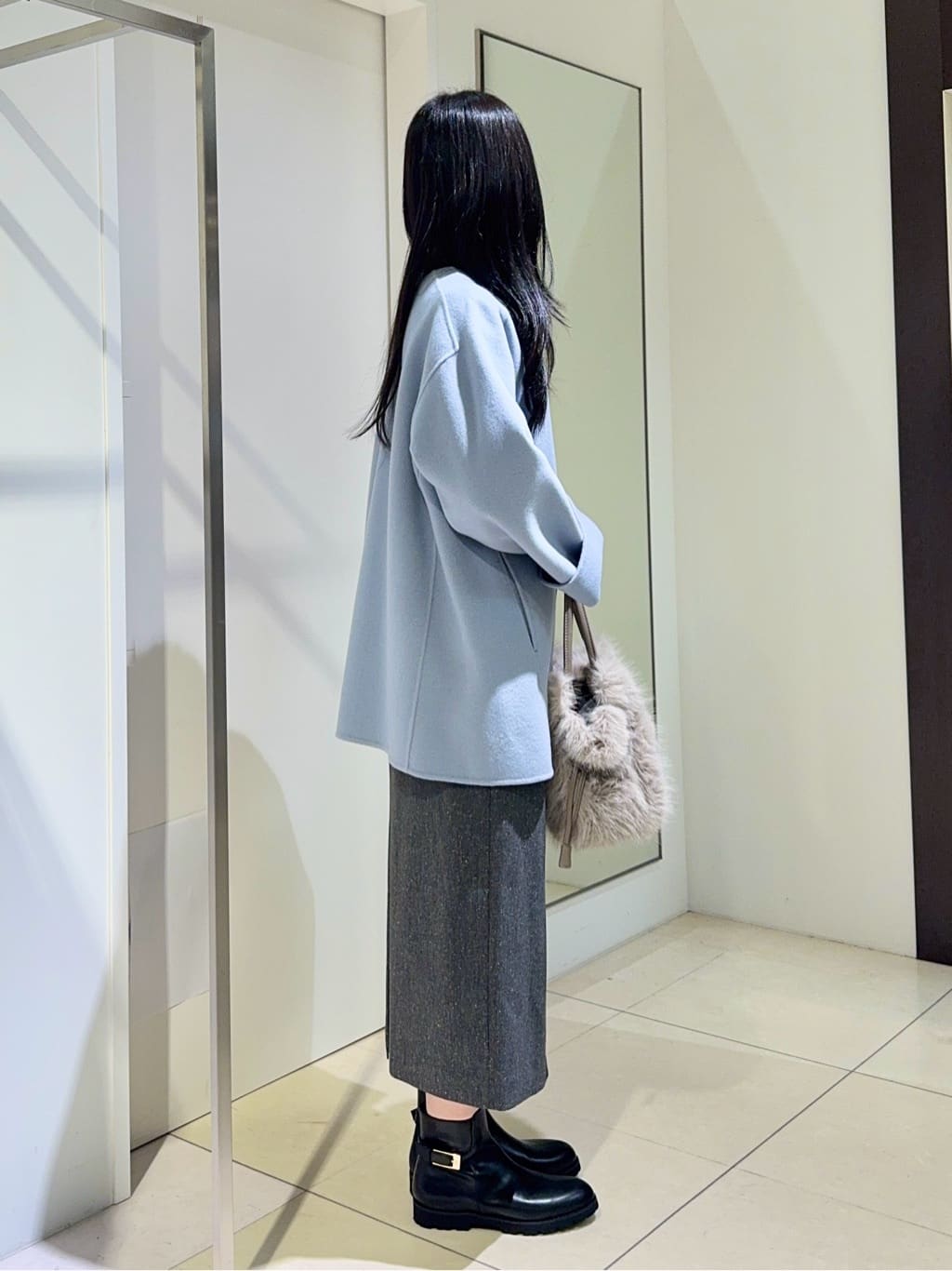 kaoruさんの「UNTITLED｜【ミディ丈/軽やか】セミラグランリバー コート」を使ったコーディネート