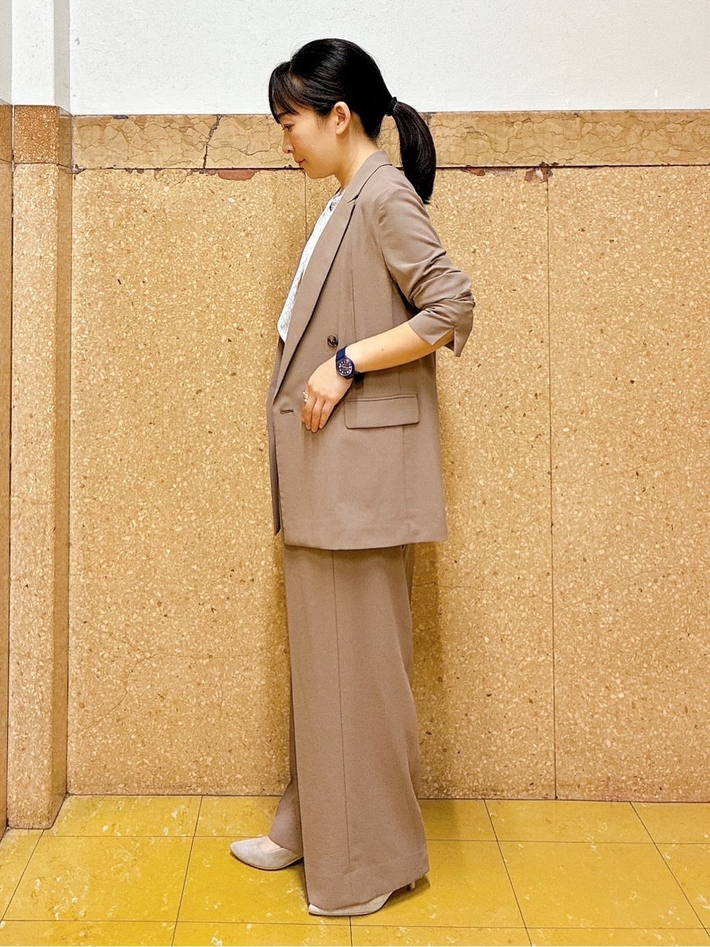 hattoriさんの「INDIVI｜【軽く羽織れる！】ダブルジャケット」を使ったコーディネート