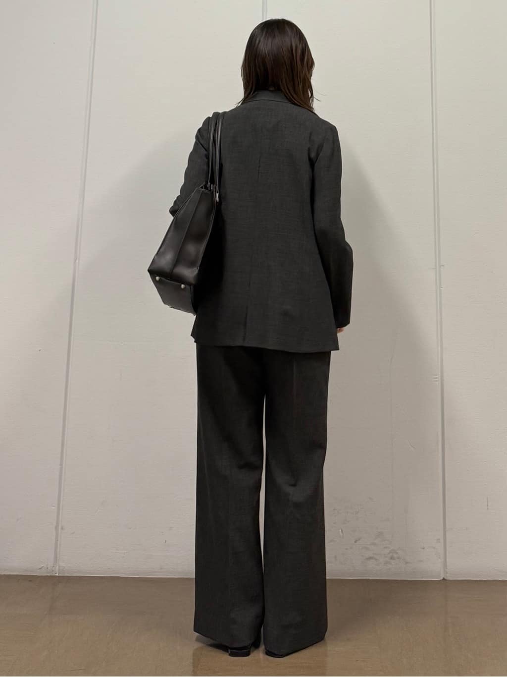 mizukiさんの「INDIVI｜【洗える／セットアップ可能】凹凸ストレッチ素材ダブルジャケット」を使ったコーディネート