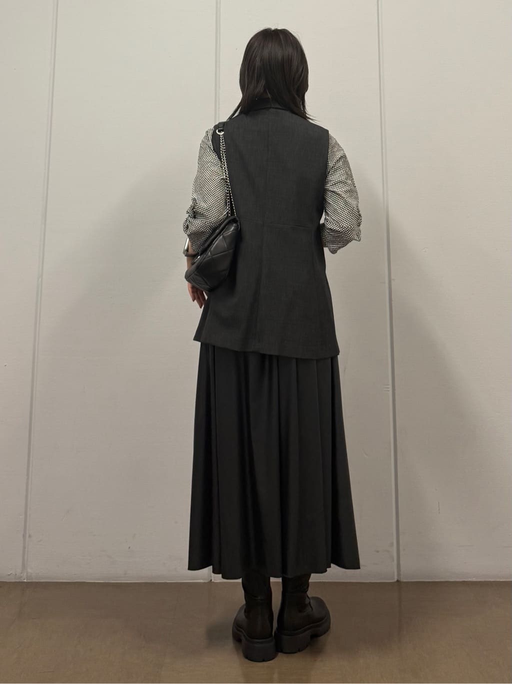 mizukiさんの「INDIVI｜【セットアップ可能】凹凸ストレッチ素材テーラードカラージレジャケット」を使ったコーディネート