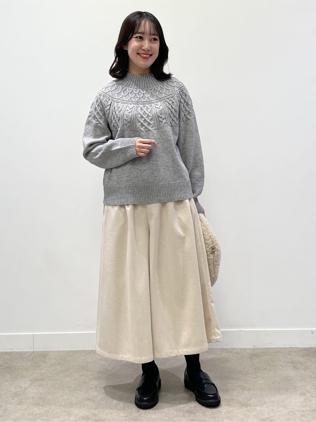 yukariさんの「Dessin｜【ウエストゴム/洗える】起毛フレアシルエットパンツ」を使ったコーディネート