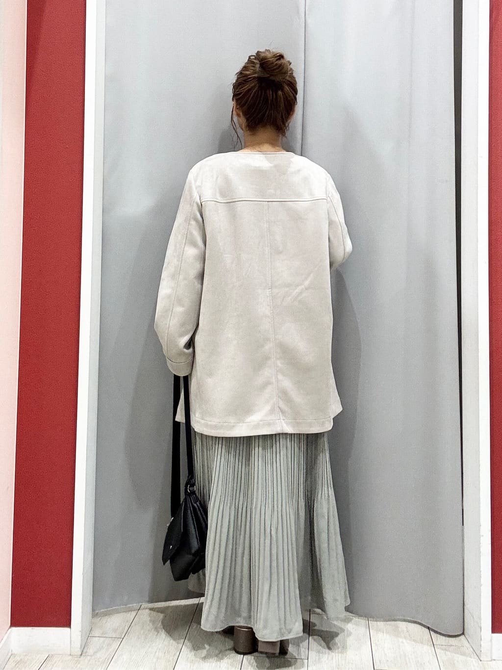shioさんの「SHOO･LA･RUE｜【S-LL】上品さを纏う やわらかフェイクスエード ミドル丈ブルゾン」を使ったコーディネート