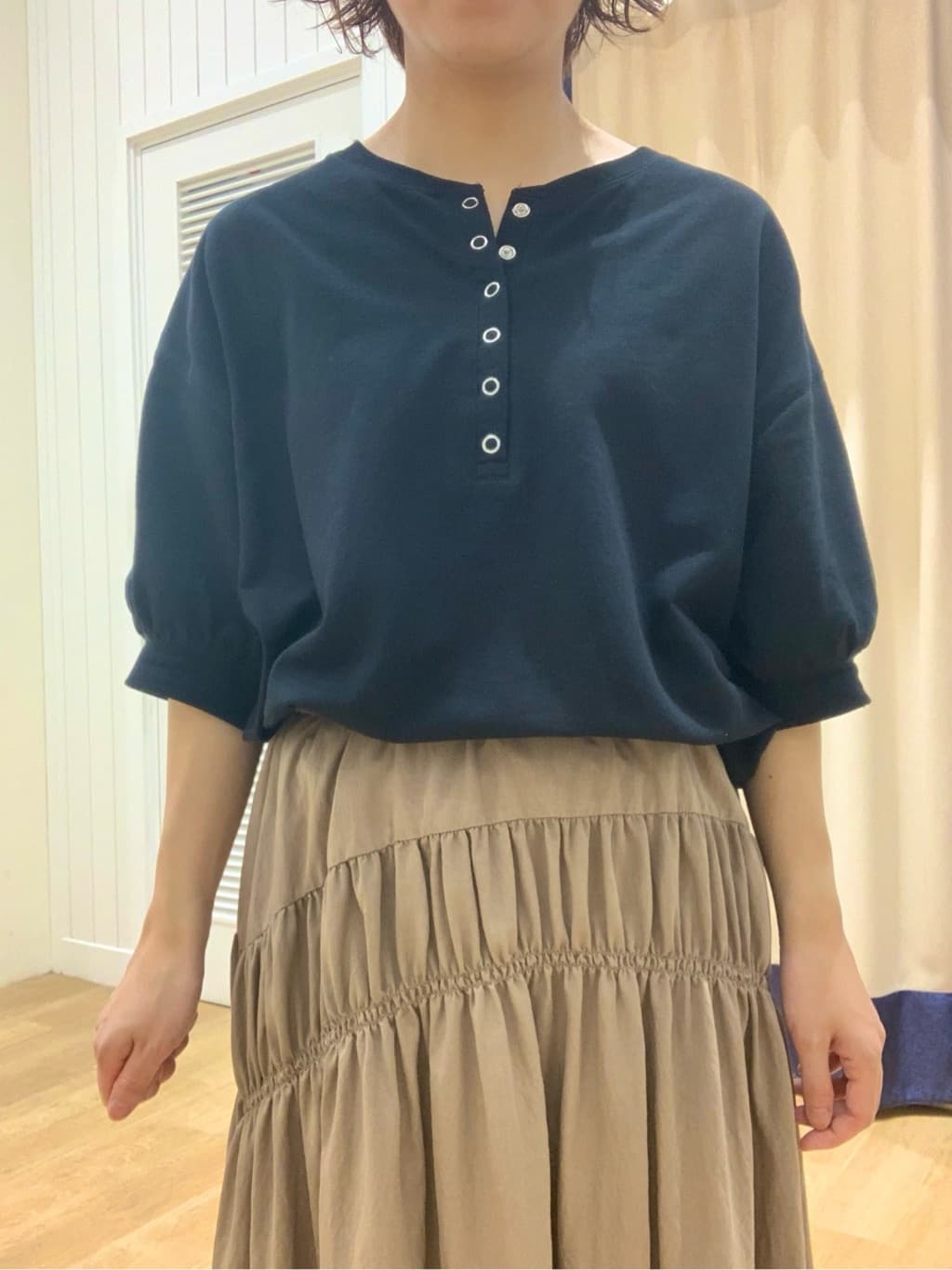 IMARIさんの「Dessin｜【360度可愛い/前後2WAY/洗える】ライトコットンヘンリーカットソー」を使ったコーディネート
