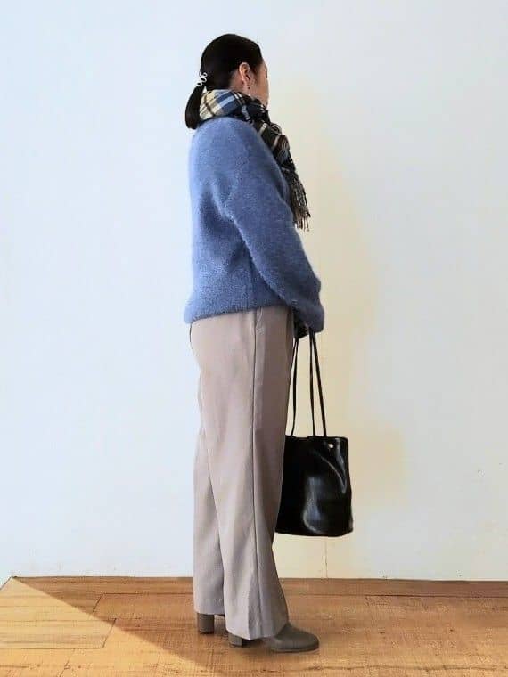 くまさんの「SHOO･LA･RUE｜【洗濯機可/S-LL/高レビュー】上品シルエットで美しい イージーワイドパンツ」を使ったコーディネート