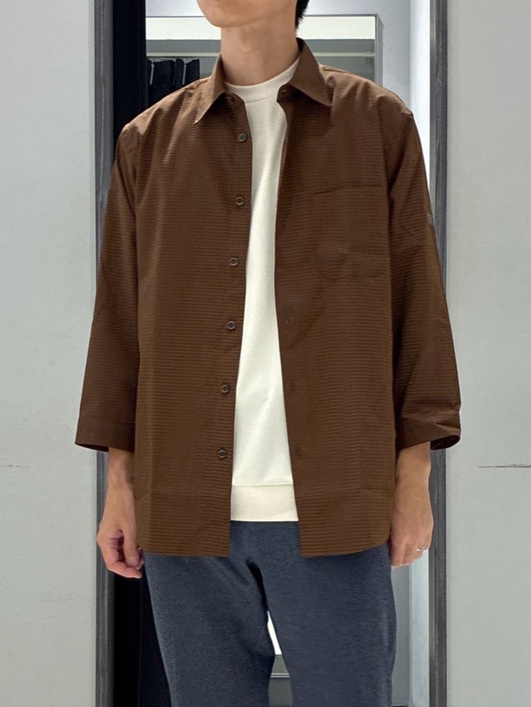 わいずみさんの「TAKEO KIKUCHI｜【COOL CITY WEAR】DotAir（R）サッカー シャツ」を使ったコーディネート