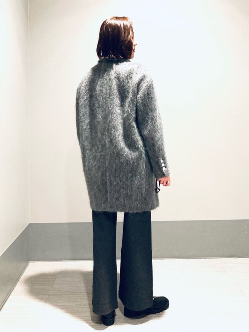 Furuさんの「DRESSTERIOR｜【インナー使いに最適/しっとり暖かな吸湿発熱素材】タートルネックプルオーバー」を使ったコーディネート