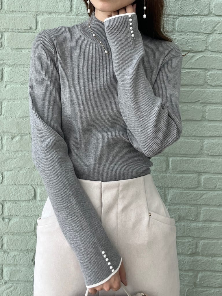 はばさんの「Couture brooch｜【多機能・フェミニン】パール調リブニット」を使ったコーディネート