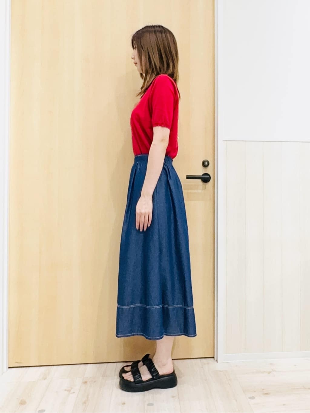Naさんの「SHOO･LA･RUE｜【洗える/S-LL/前後2WAY】きれい見え 刺繍ニットカーディガン」を使ったコーディネート