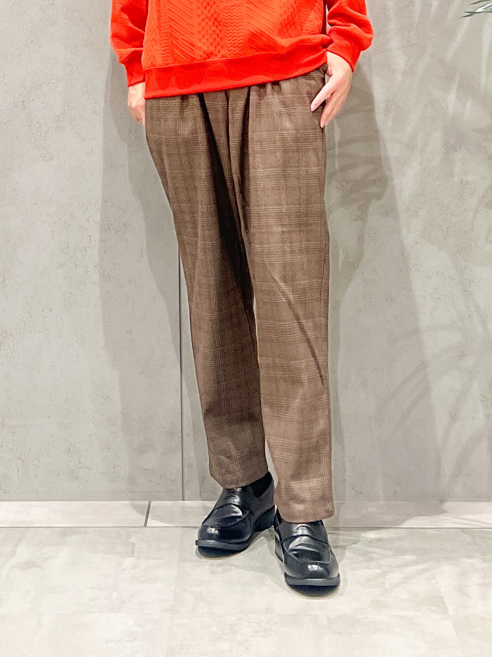 SHI-MAさんの「THE SHOP TK｜【無地に飽きた方へ】ふくれジャカードスウェット　洗濯機OK/6色展開/ユニセックスでおすすめ！」を使ったコーディネート